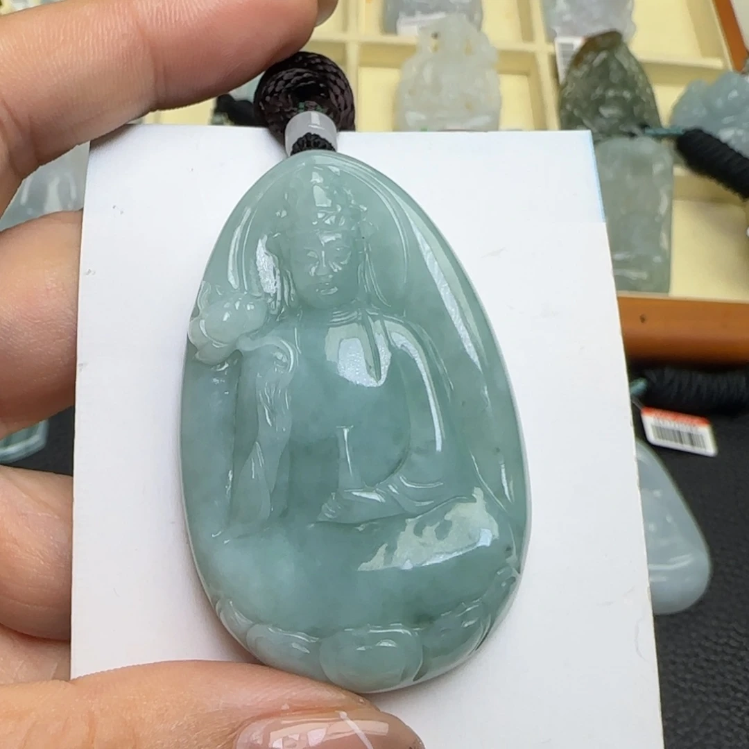 翡翠未镶嵌颈饰