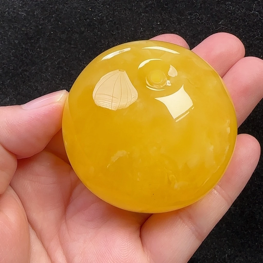 蜜蜡未镶嵌珠宝奇石