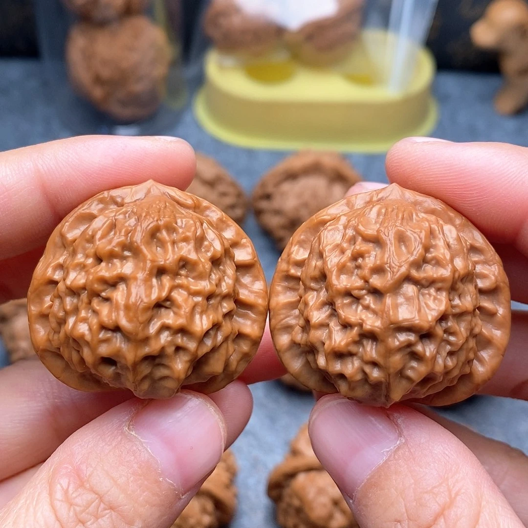 文玩核桃把件瓷娃娃37尺