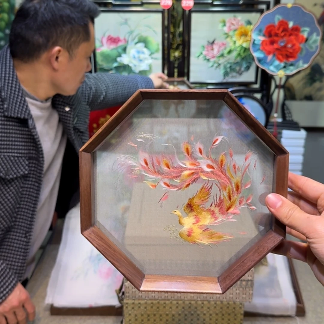 刺绣刺绣工艺精湛