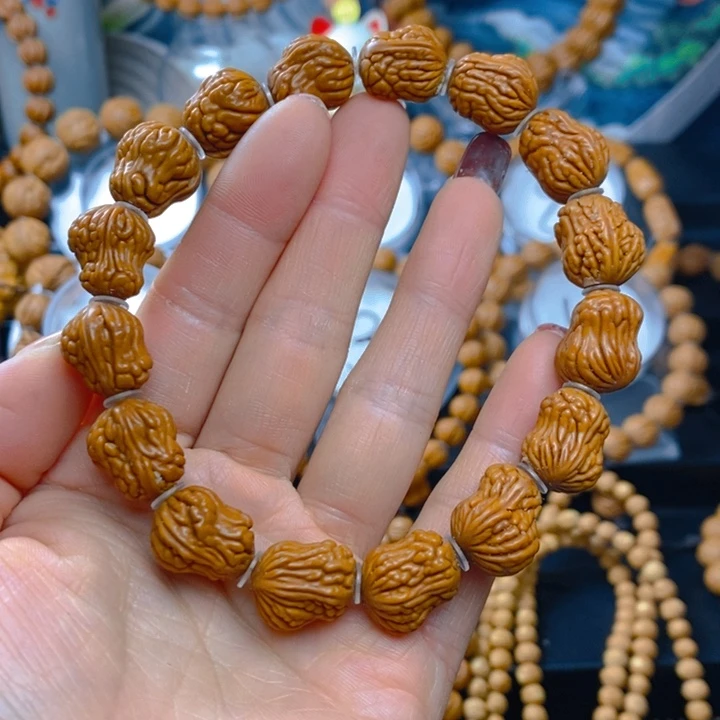 桃核手串1.444444444444