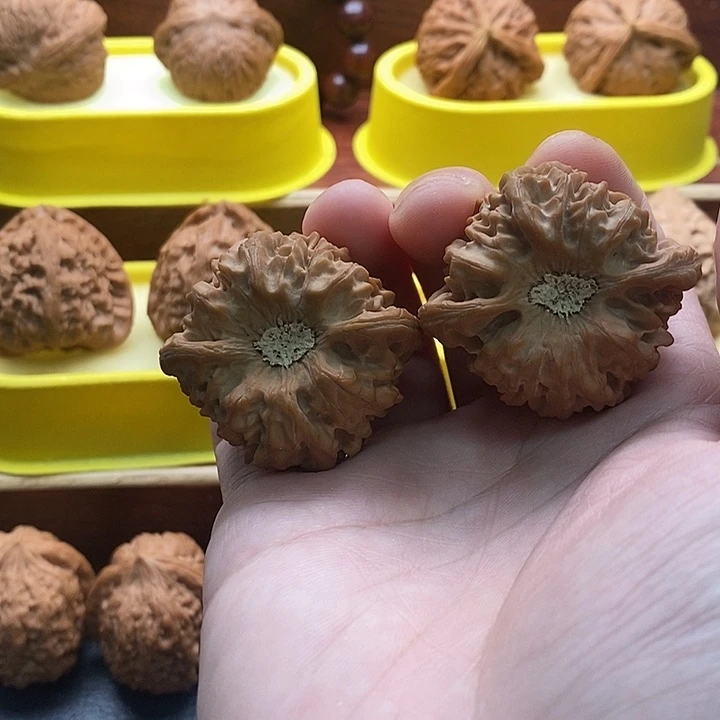 吊坠文玩核桃龙门涧