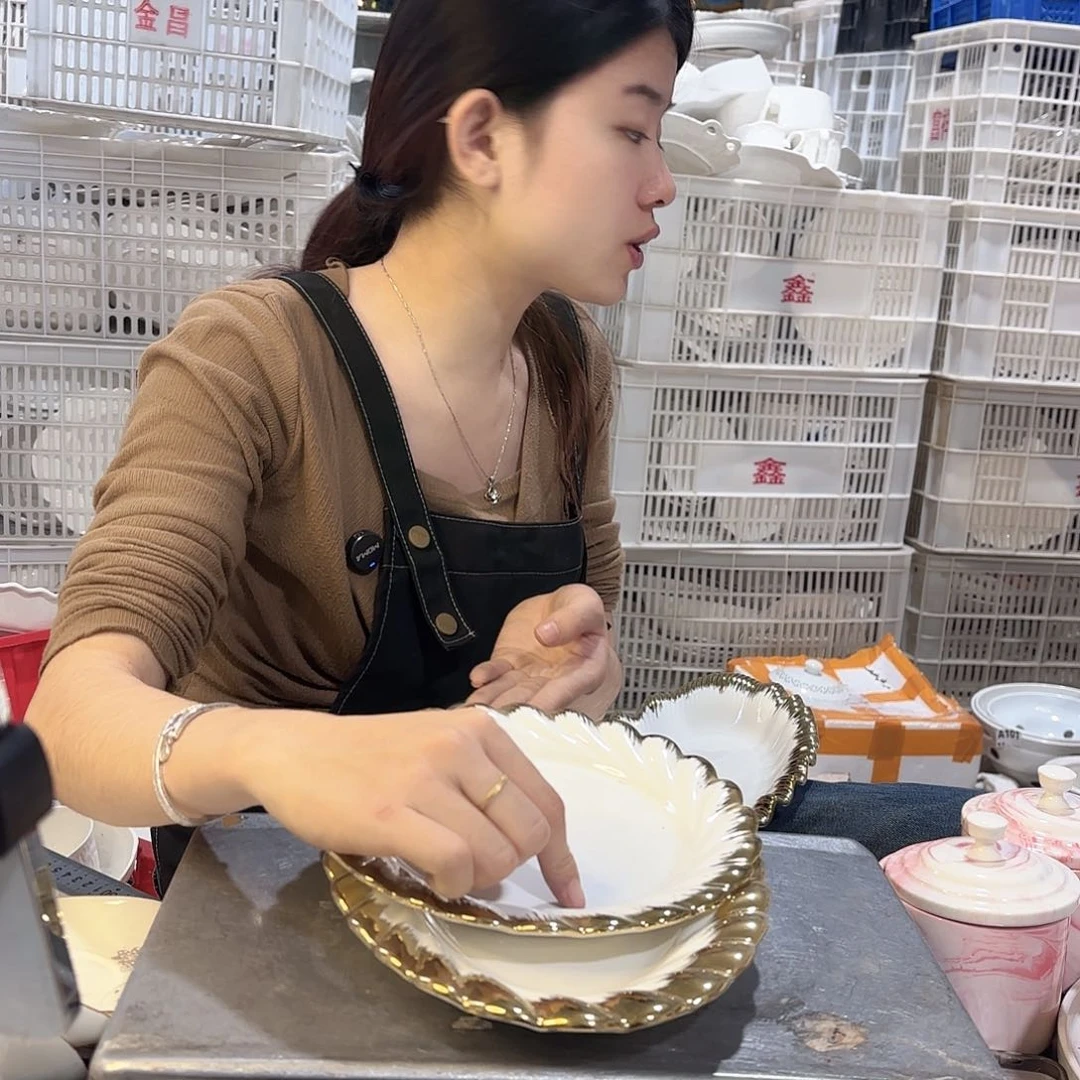盘有瑕疵介意勿拍两件套