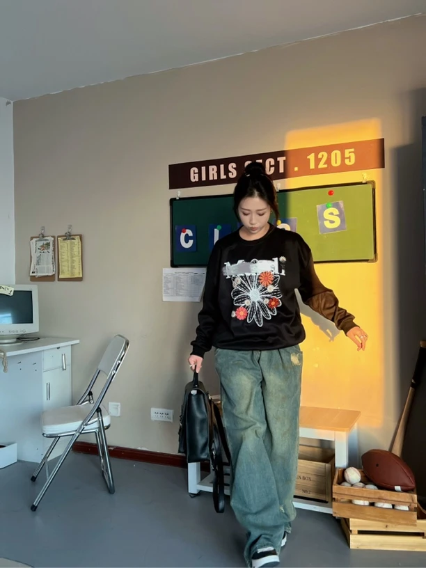 M&m 小雏菊 潮流圆领卫衣宽松休闲oversize小雏菊黑色无帽上衣