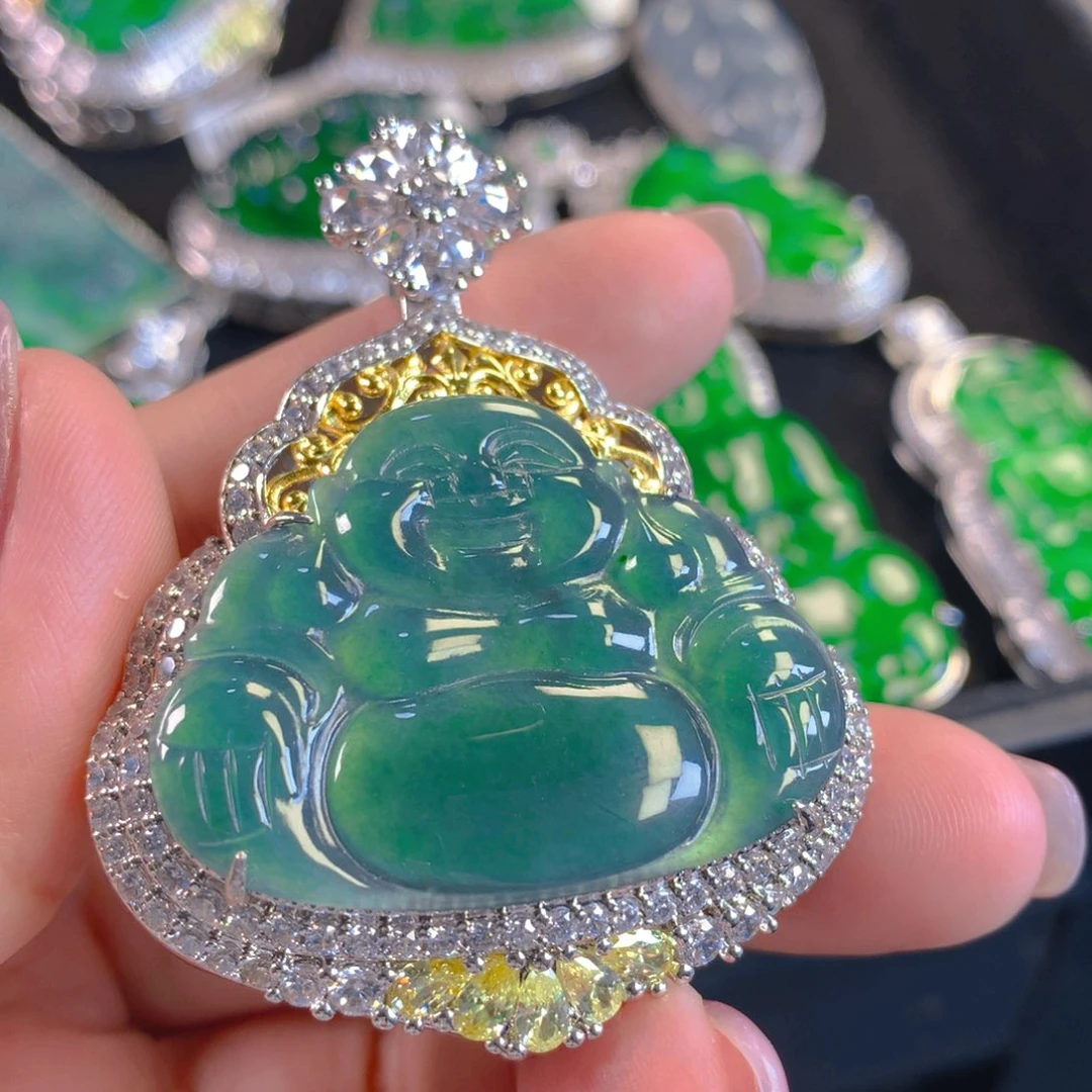 翡翠颈饰未镶嵌翡翠