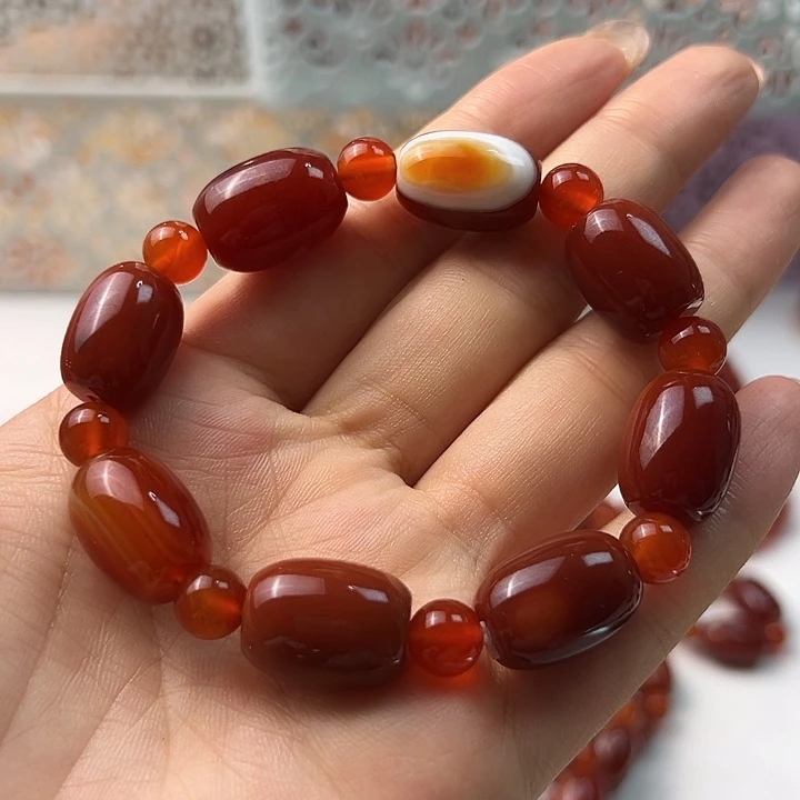 玛瑙/玉髓颈饰合金