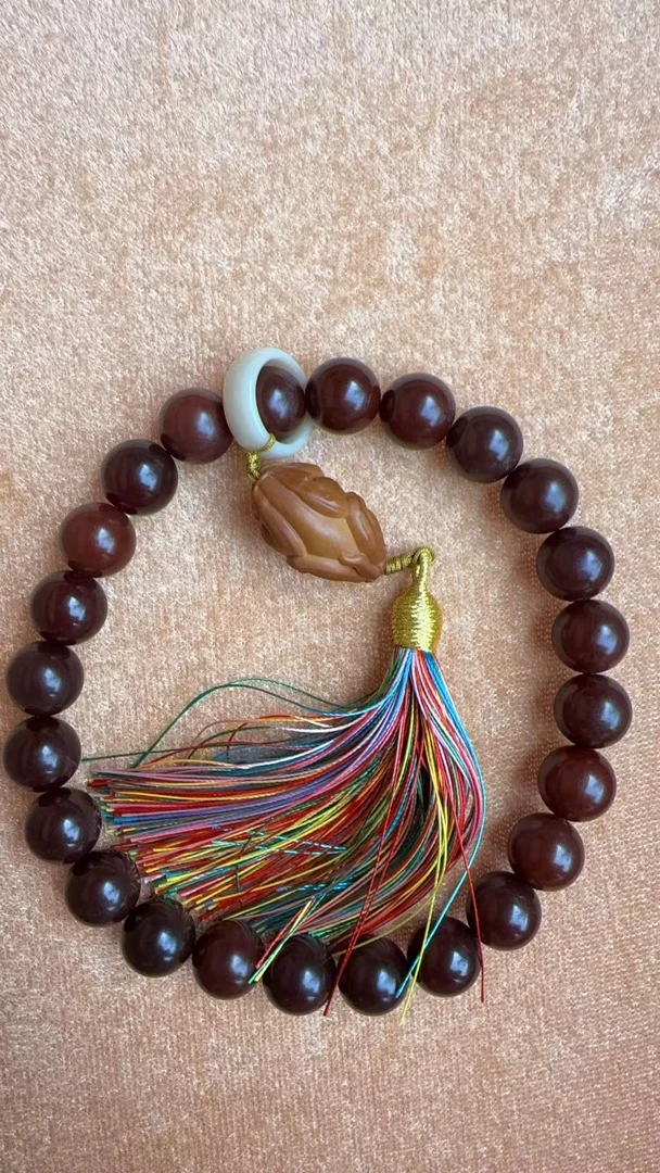 C82菩提多圈精美手串