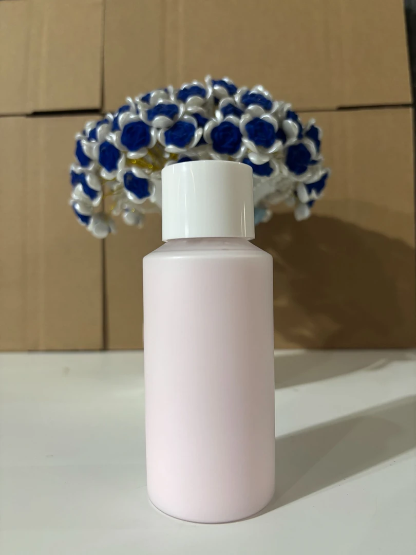 A1013樱花奶盖卸妆液