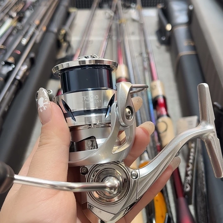 向***行雅典娜2500路亚纺车