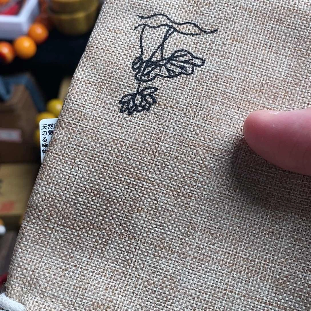 碟瓷器制作工艺精湛