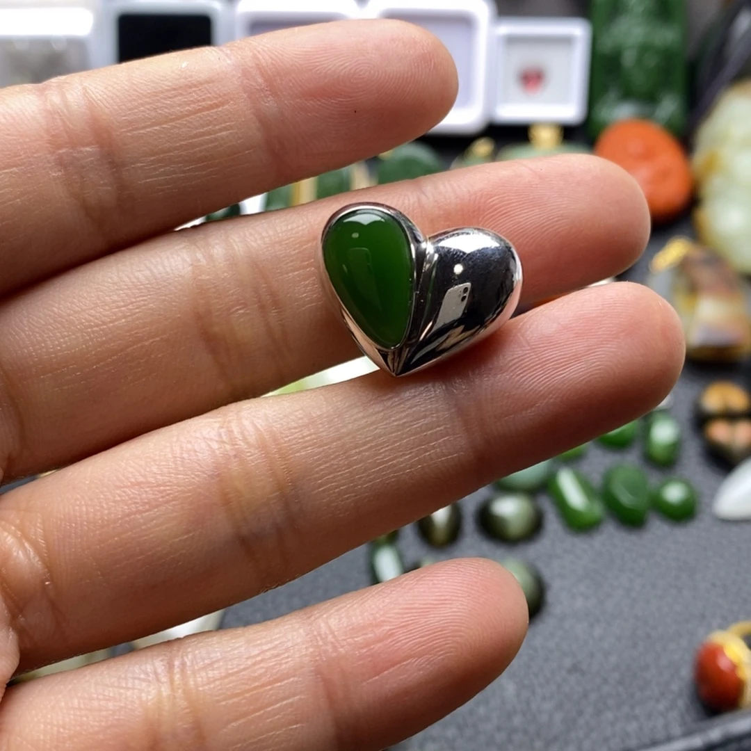 和田玉银S925镶嵌珠宝半成品吊坠