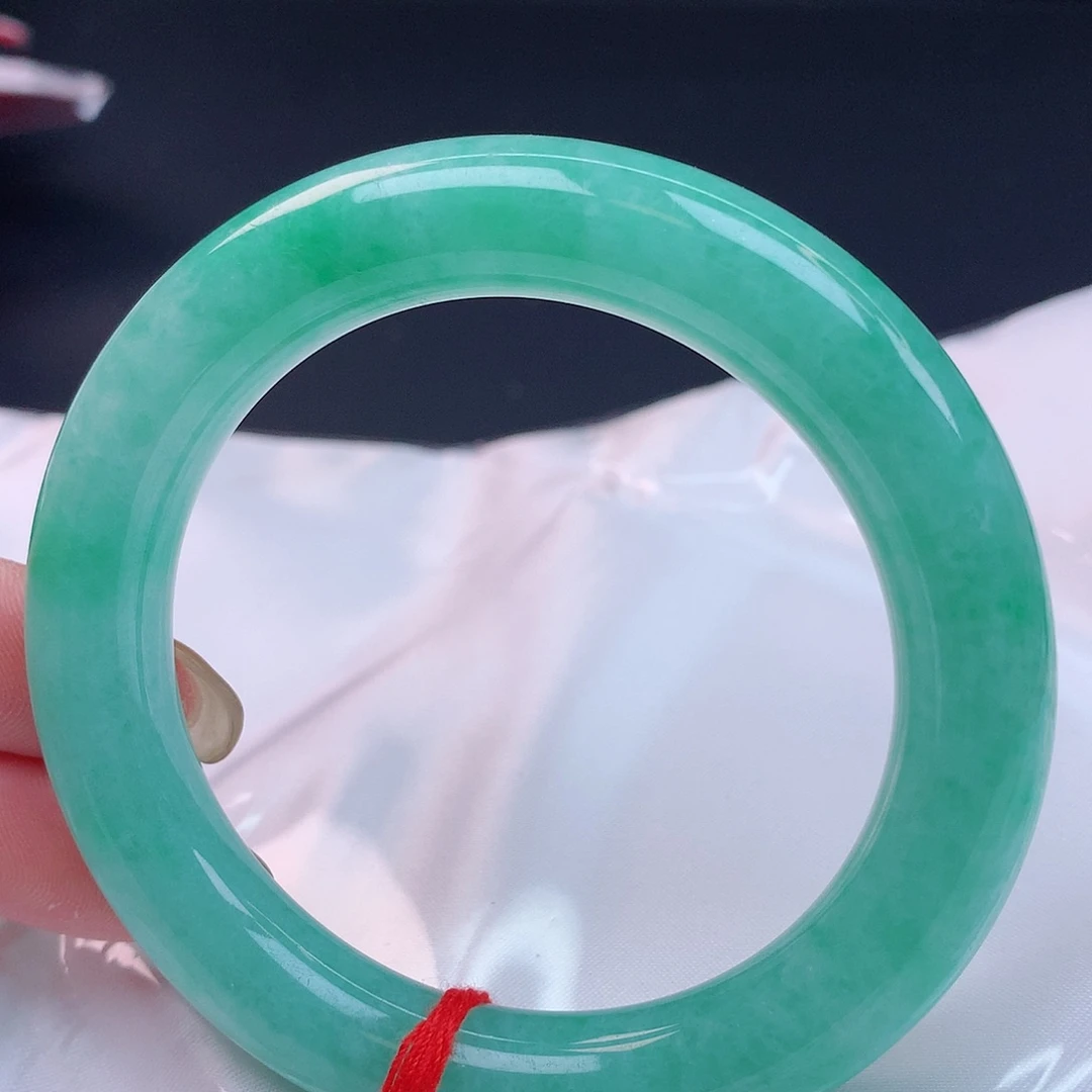 【闪购商品】未镶嵌手镯翡翠55+