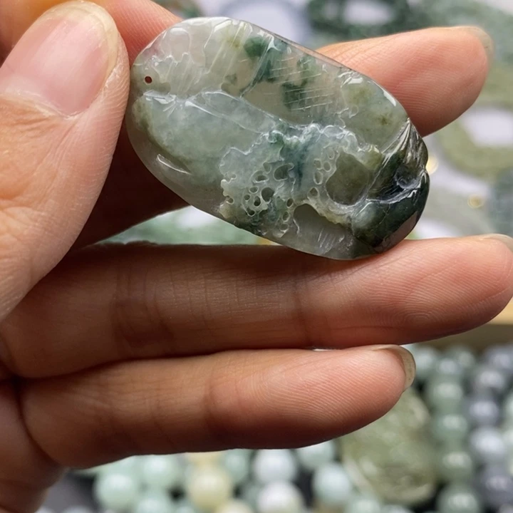 翡翠未镶嵌吊坠(不含链)A303
