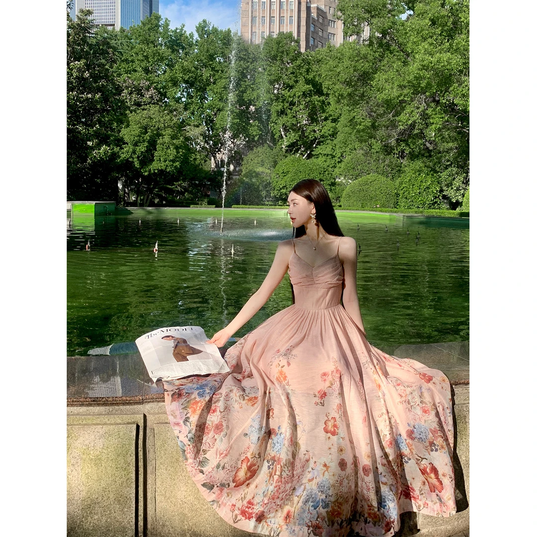 冯薪颖【桃雾幽谷】吊带褶皱法式印花长裙夏季女连衣裙 Q506047