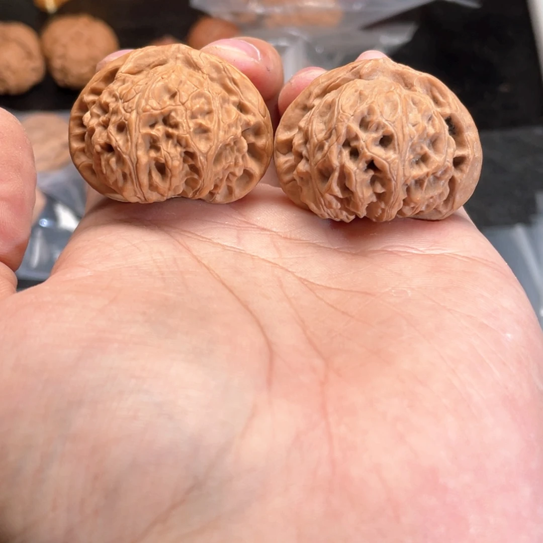 w***_文玩核桃吊坠文玩核桃吊坠麻核桃6元