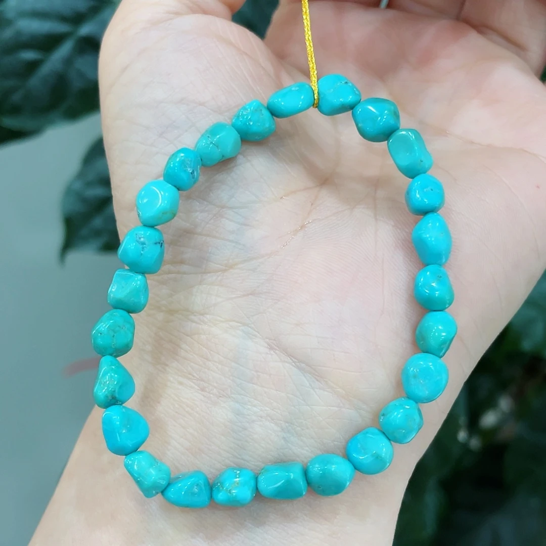 绿松石颈饰未镶嵌