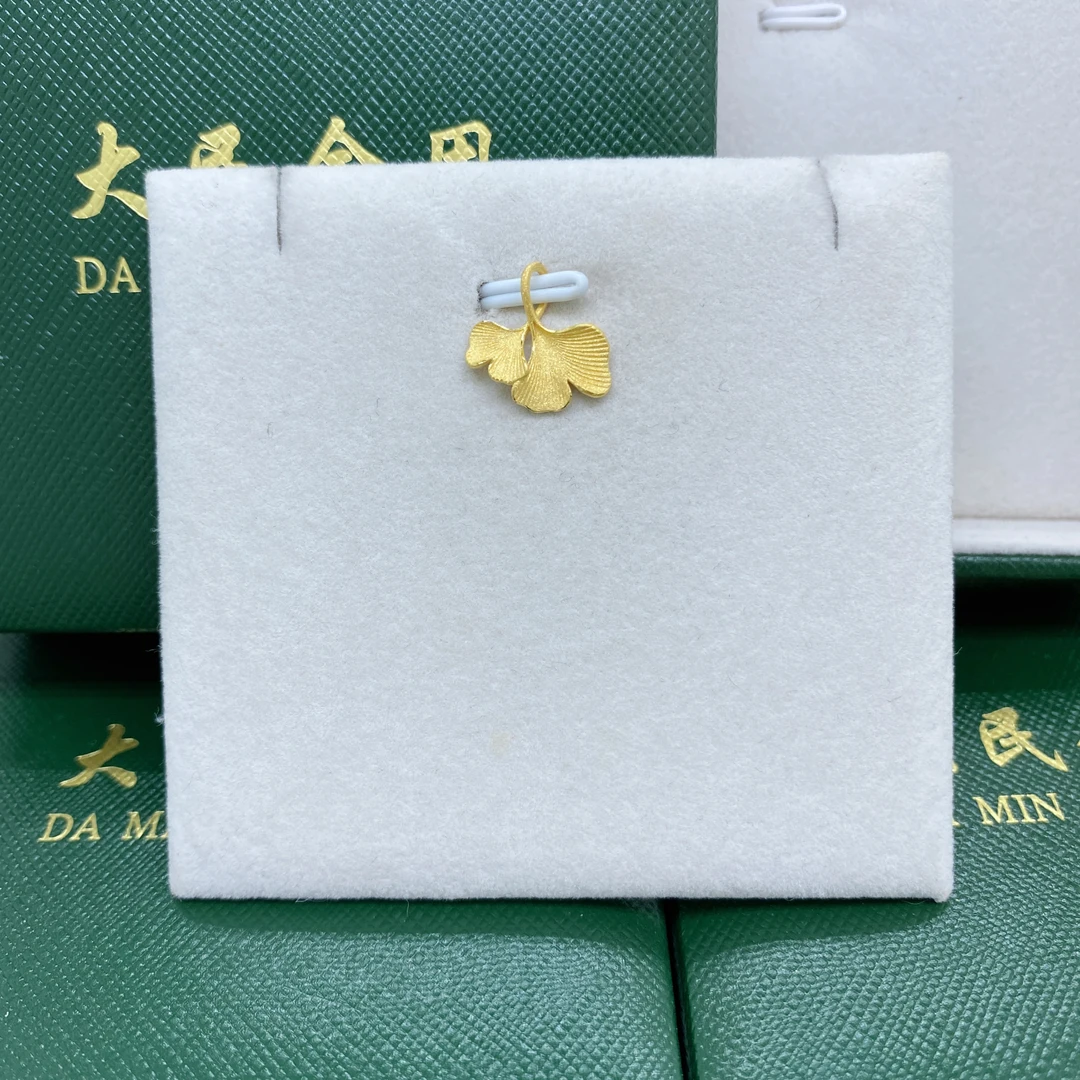 大民金用#7516漂亮18K金Au750精品银杏叶吊坠精美气质百搭