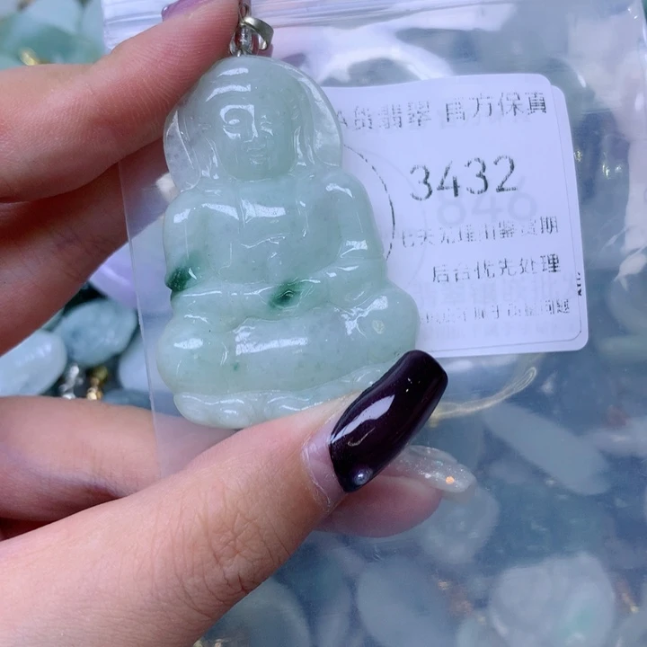 吊坠(不含链)未镶嵌翡翠