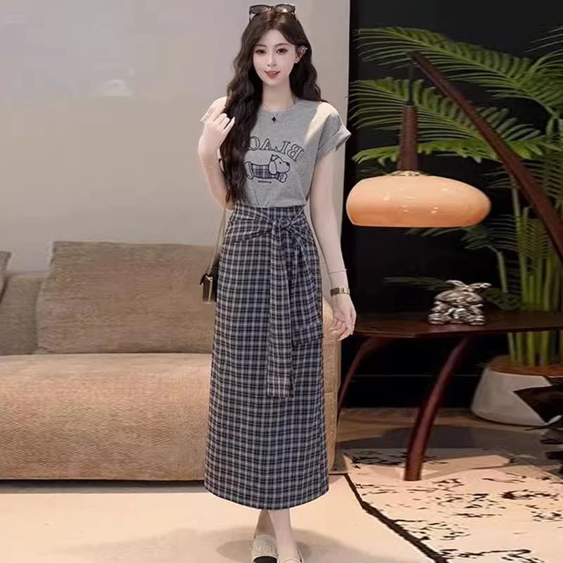 裙子套装女夏季2025新款洋气显瘦短袖上衣减龄半身裙气质两件套潮