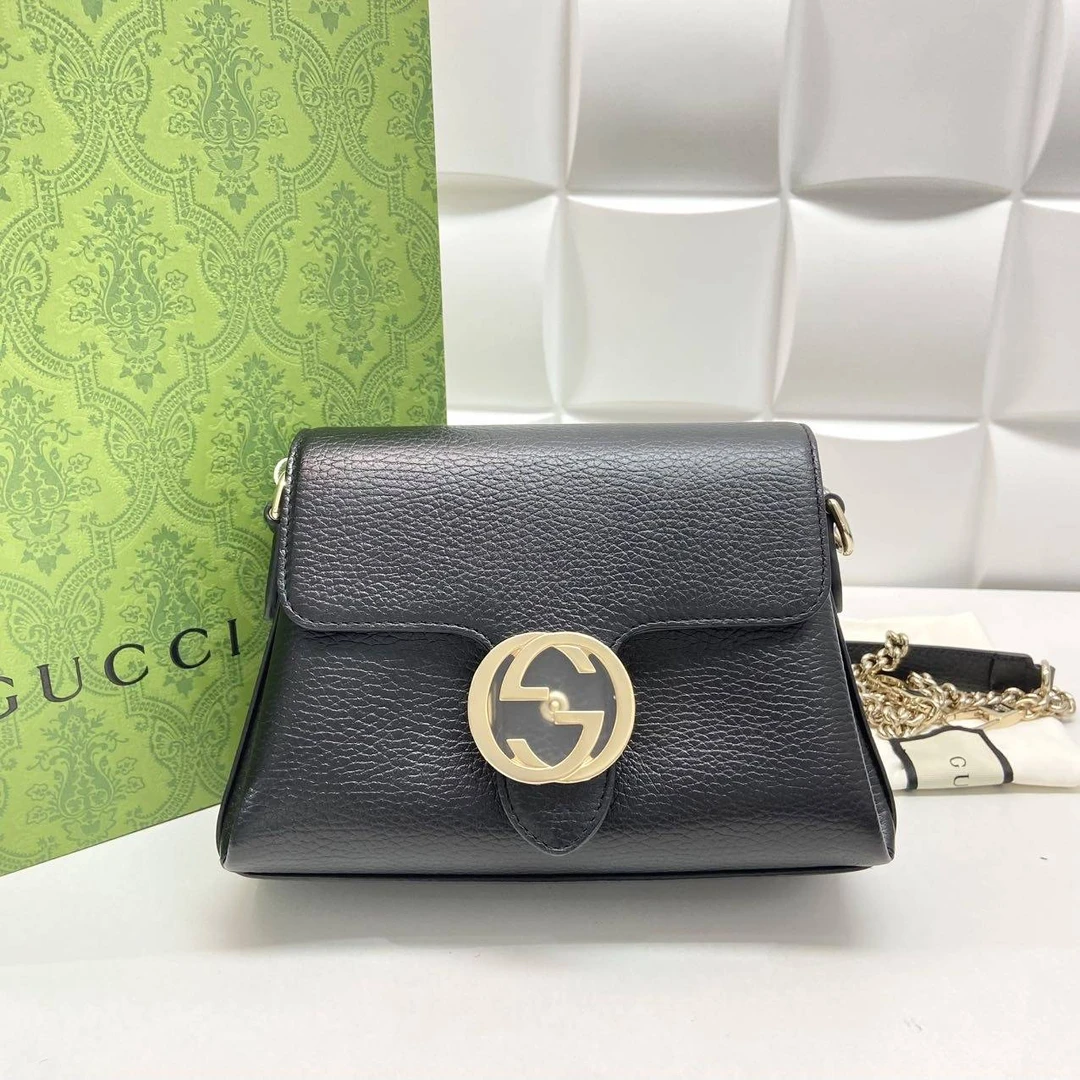 95新 GUCCI/古驰 思斯专属 古驰黑色风琴邮差小号单肩包 THYM007