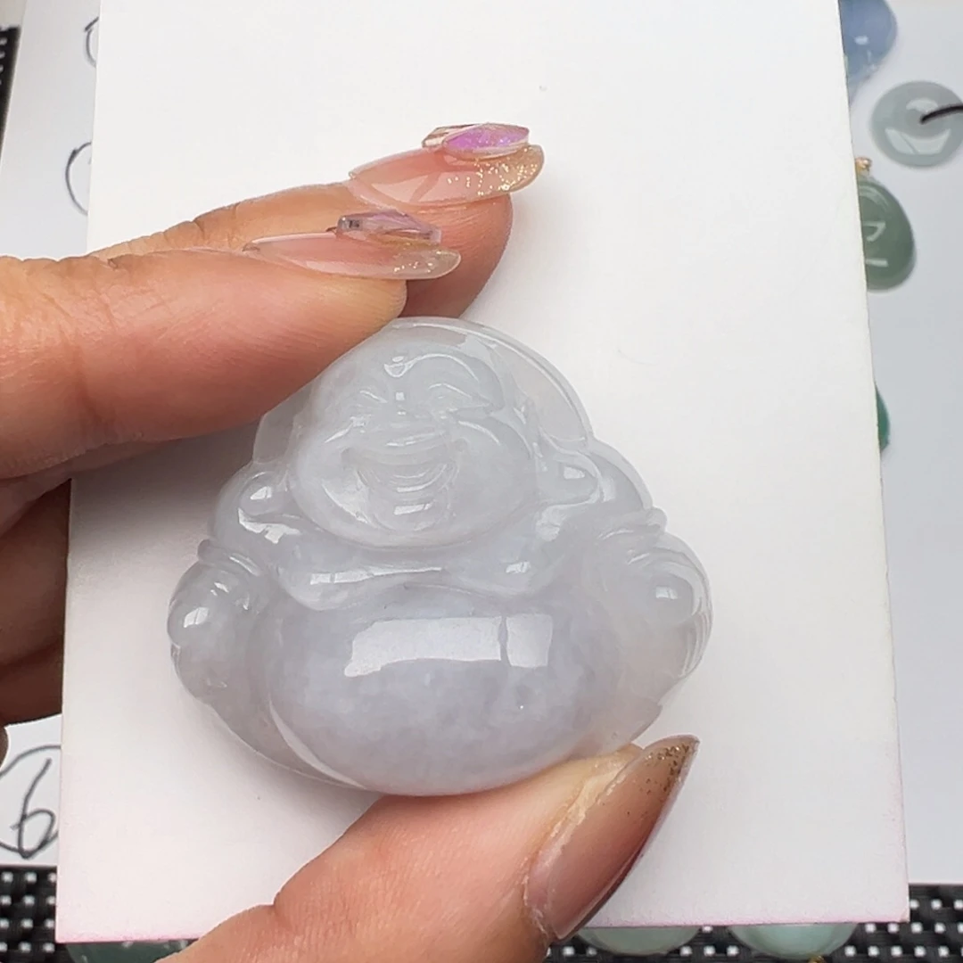 翡翠未镶嵌颈饰大佛公