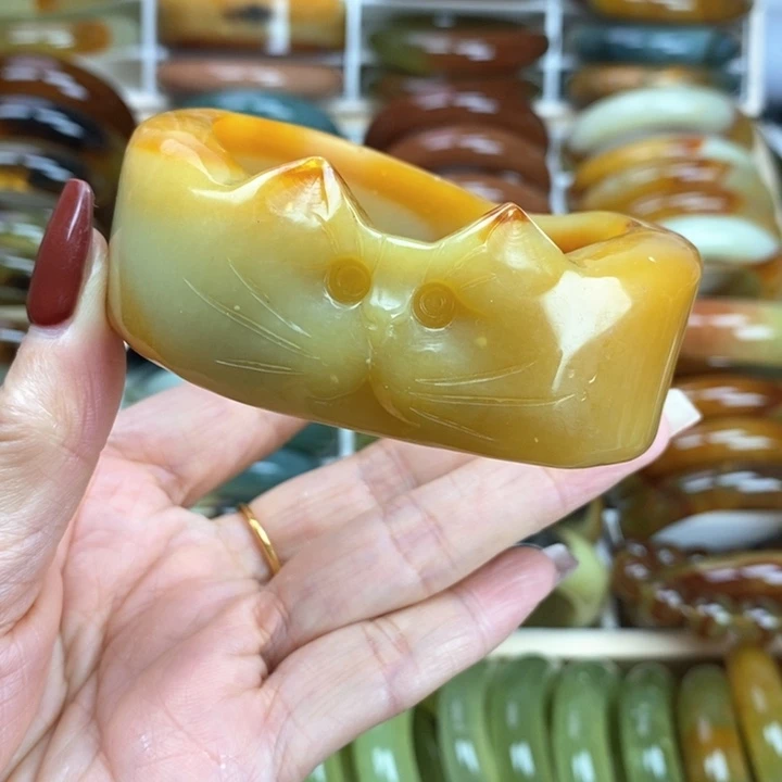 蛇纹石玉手镯未镶嵌6858