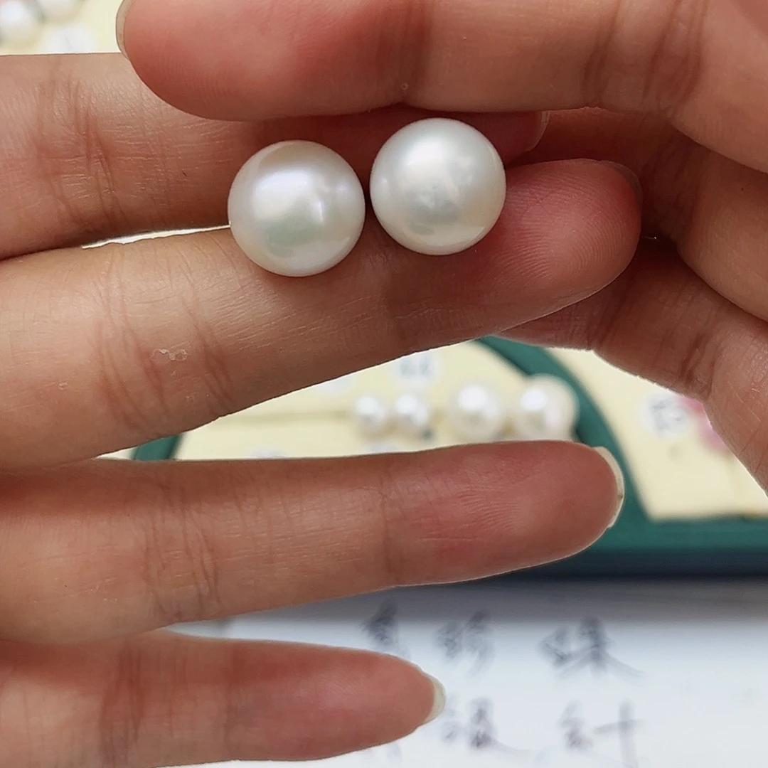 秀***芬银S925镶嵌淡水珍珠耳饰