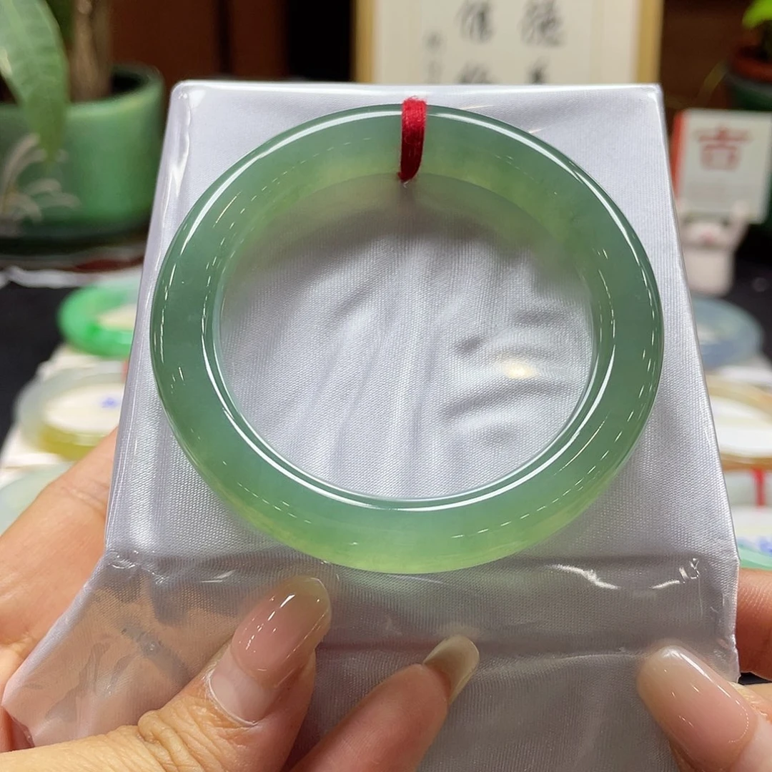 翡翠未镶嵌手镯59 号链接