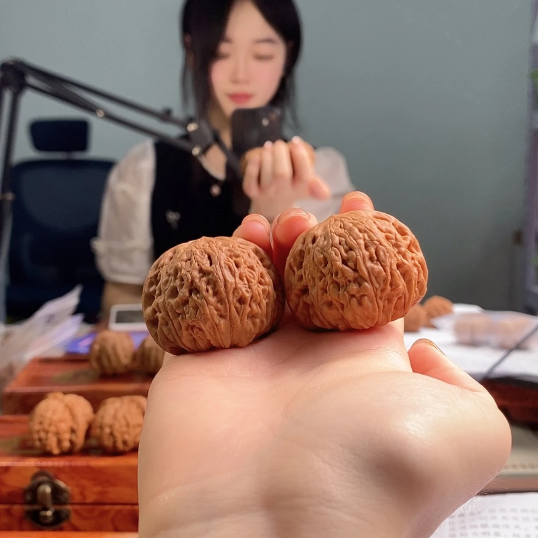 文玩核桃吊坠42铁锤