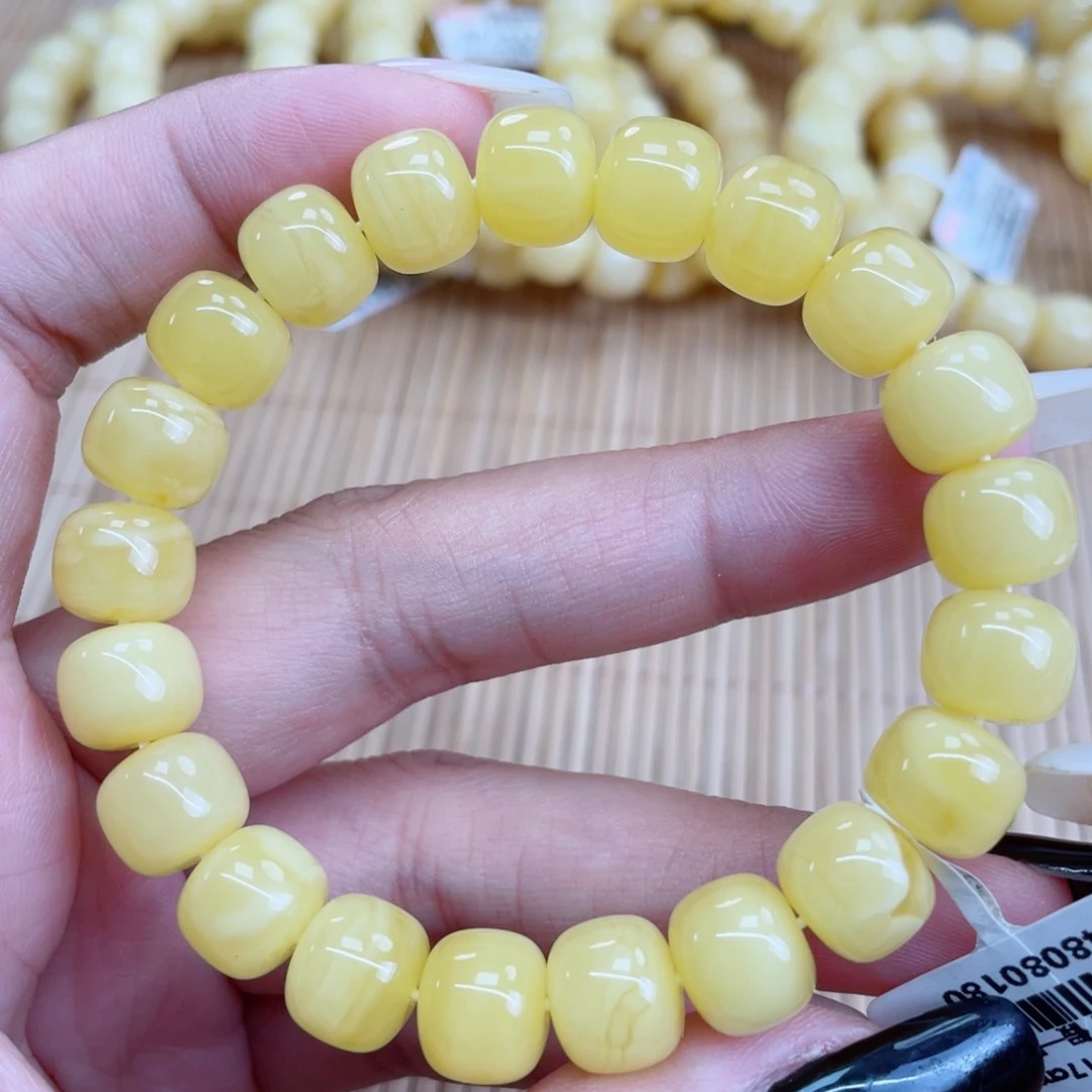 未镶嵌蜜蜡裸石蜜蜡