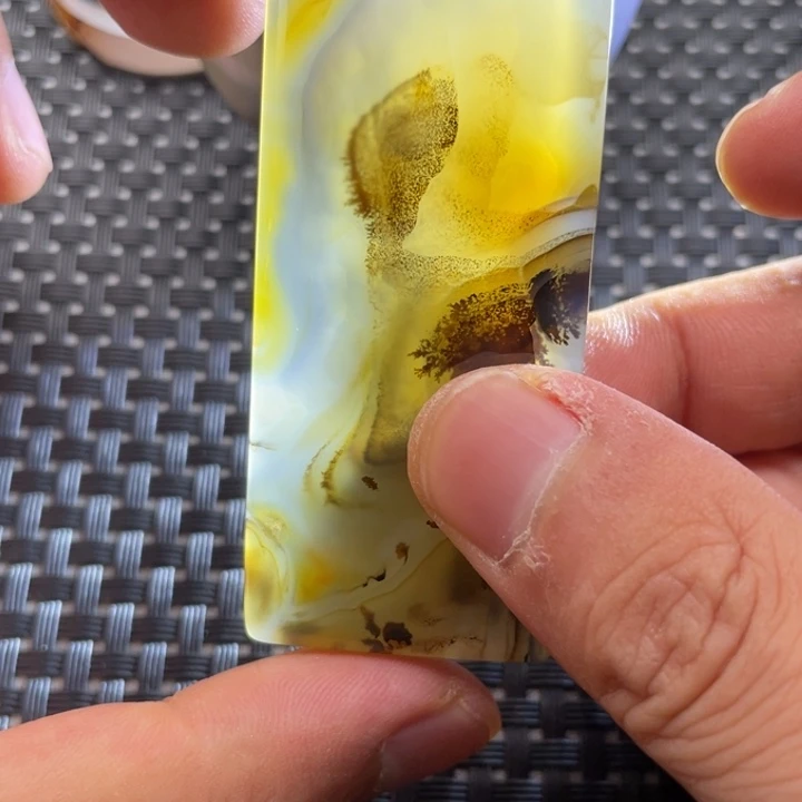 玛瑙/玉髓颈饰未镶嵌寂*