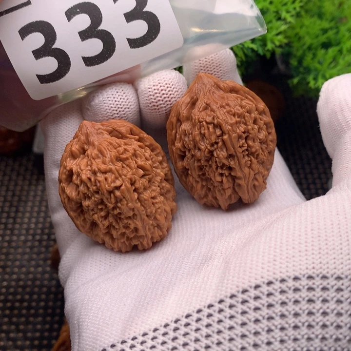 文玩核桃把件蒜头36