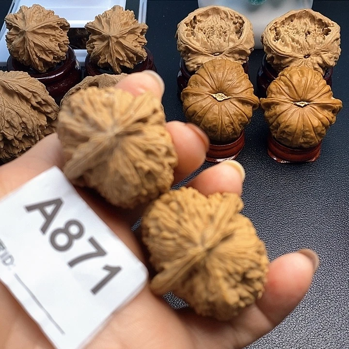 吊坠文玩核桃白狮3.7