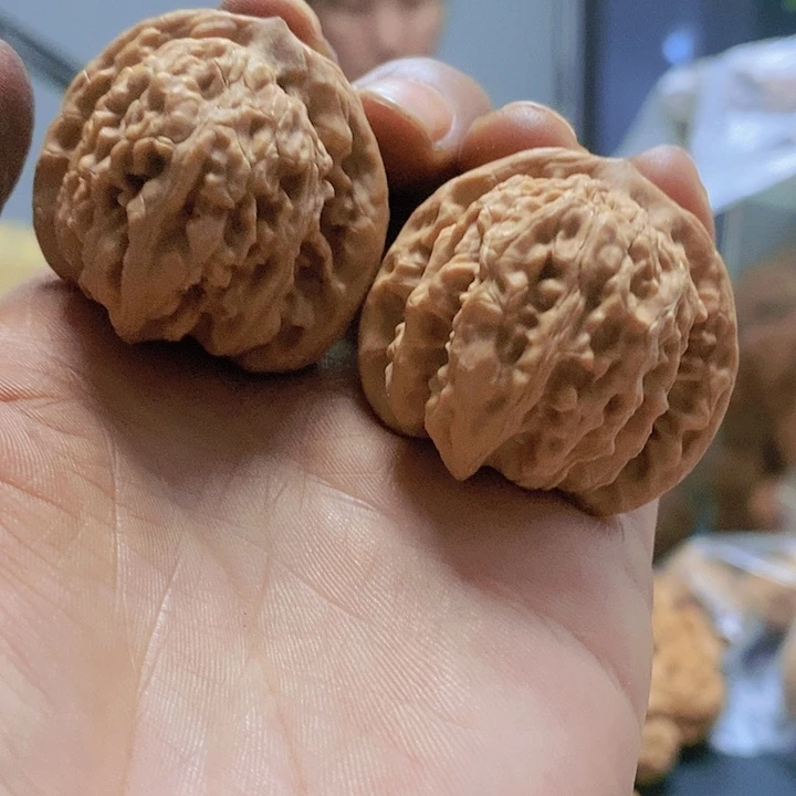 【闪购商品】把件文玩核桃37.5霞云岭