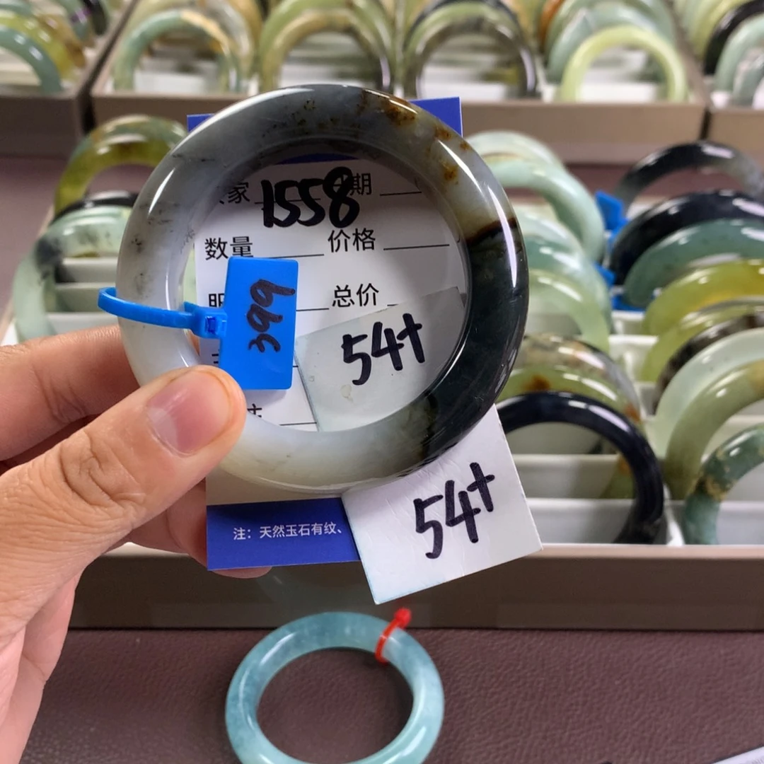 蛇纹石玉未镶嵌手镯1558