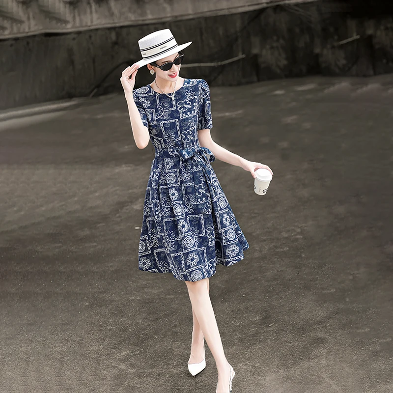 MEXCOCO/兰瑟儿夏季新款气质优雅重工刺绣短袖连衣裙105XL2534