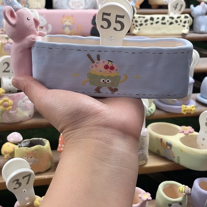 55….手工手绘花盆微瑕