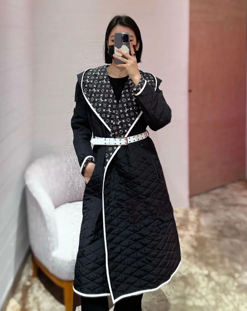 99新 LouisVuitton/路易威登 bb1376 锦纶 老花满印连帽大衣 34码