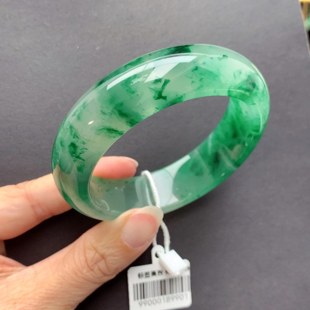 未镶嵌手镯石英质玉