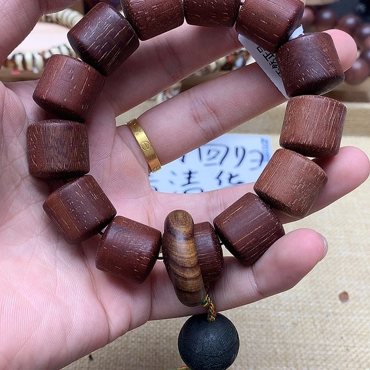 沉香木沉香香囊红奇88