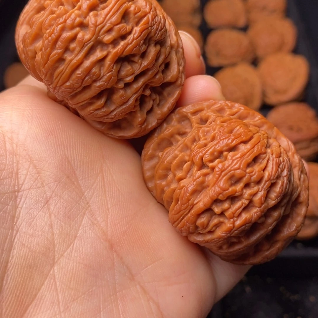 文玩核桃吊坠秦岭野生核桃