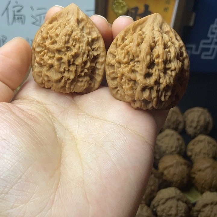 文玩核桃    官帽
