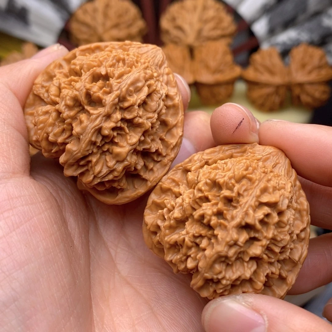 文玩核桃把件41星打底