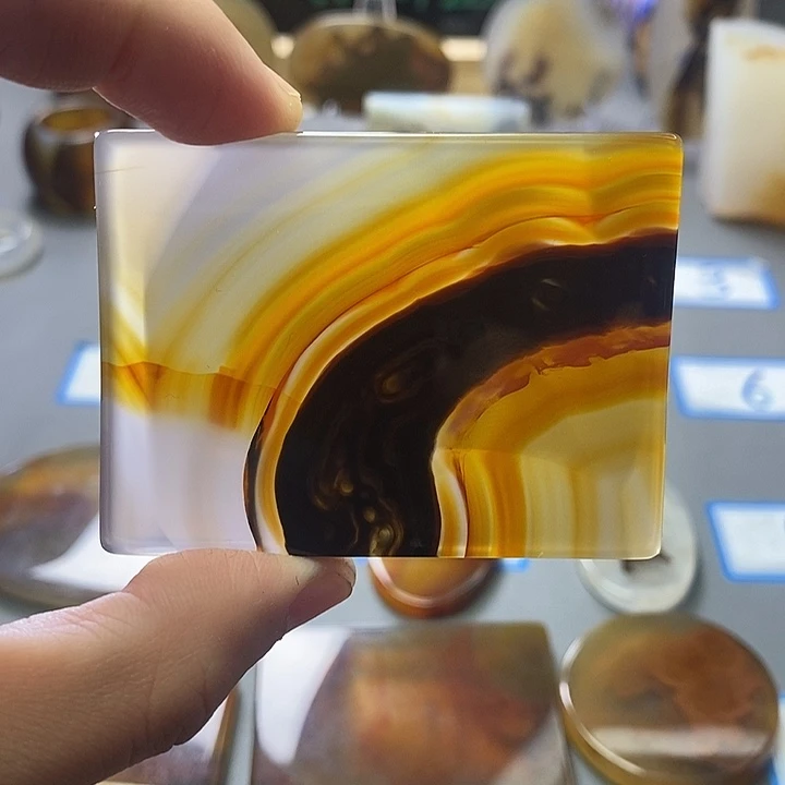 玛瑙/玉髓未镶嵌珠宝半成品243