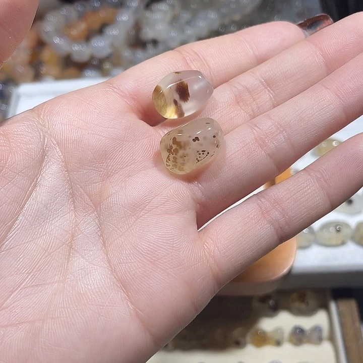 玛瑙/玉髓合金颈饰