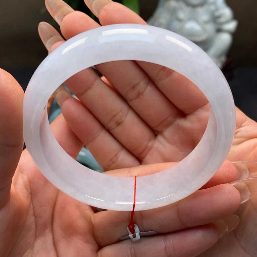 翡翠手镯未镶嵌天然