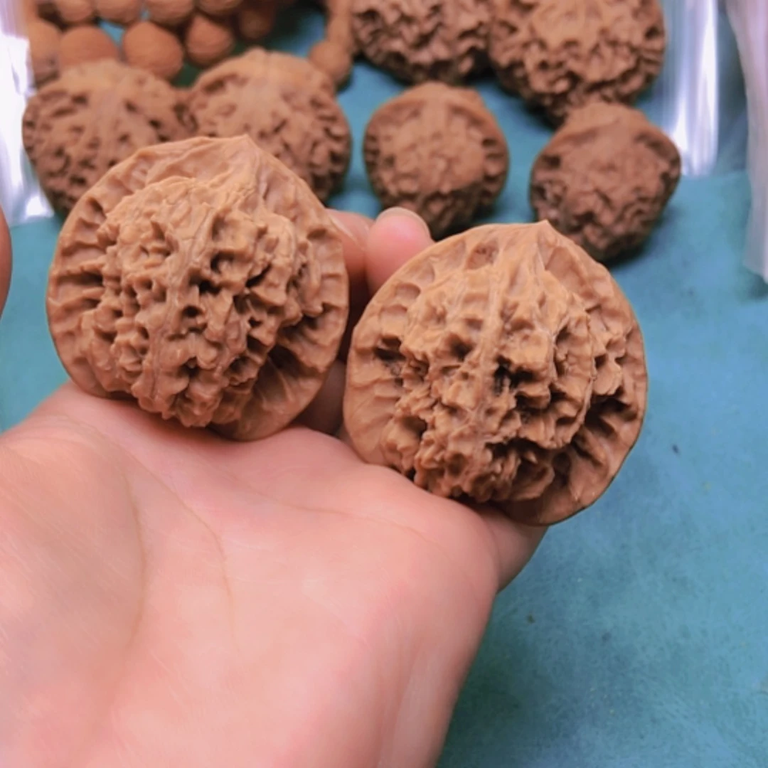 【闪购商品】摆件核桃42乾隆文有修