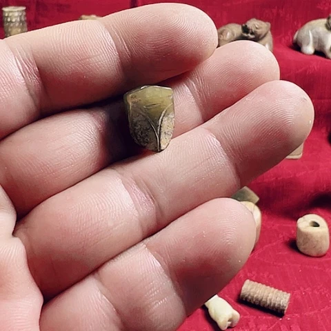 【闪购商品】和田玉（糖玉）挂件未镶嵌好**荐