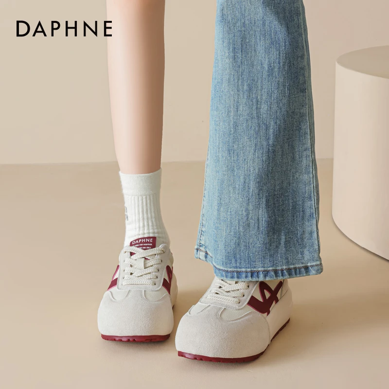 达芙妮新款平底德训鞋女款2025夏季爆款休闲运动鞋增高百搭板鞋子