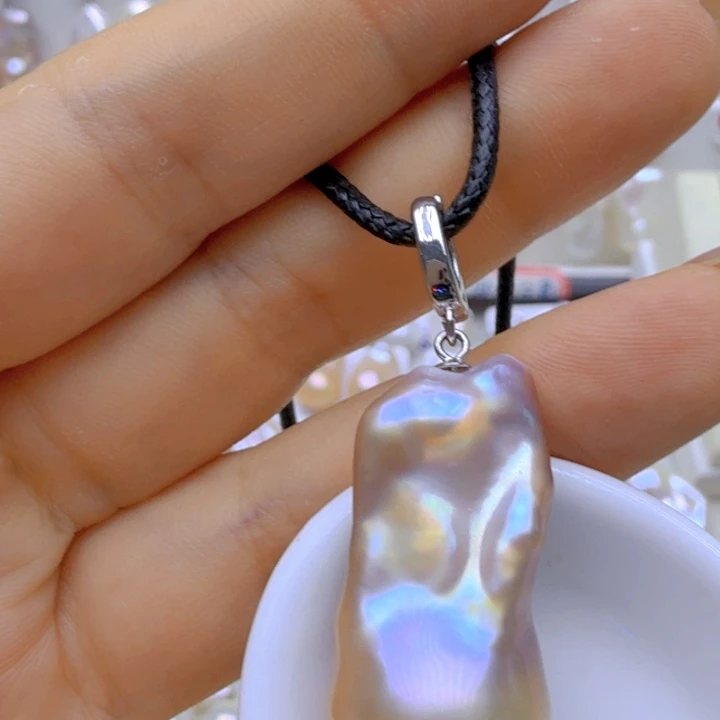 颈饰未镶嵌淡水珍珠